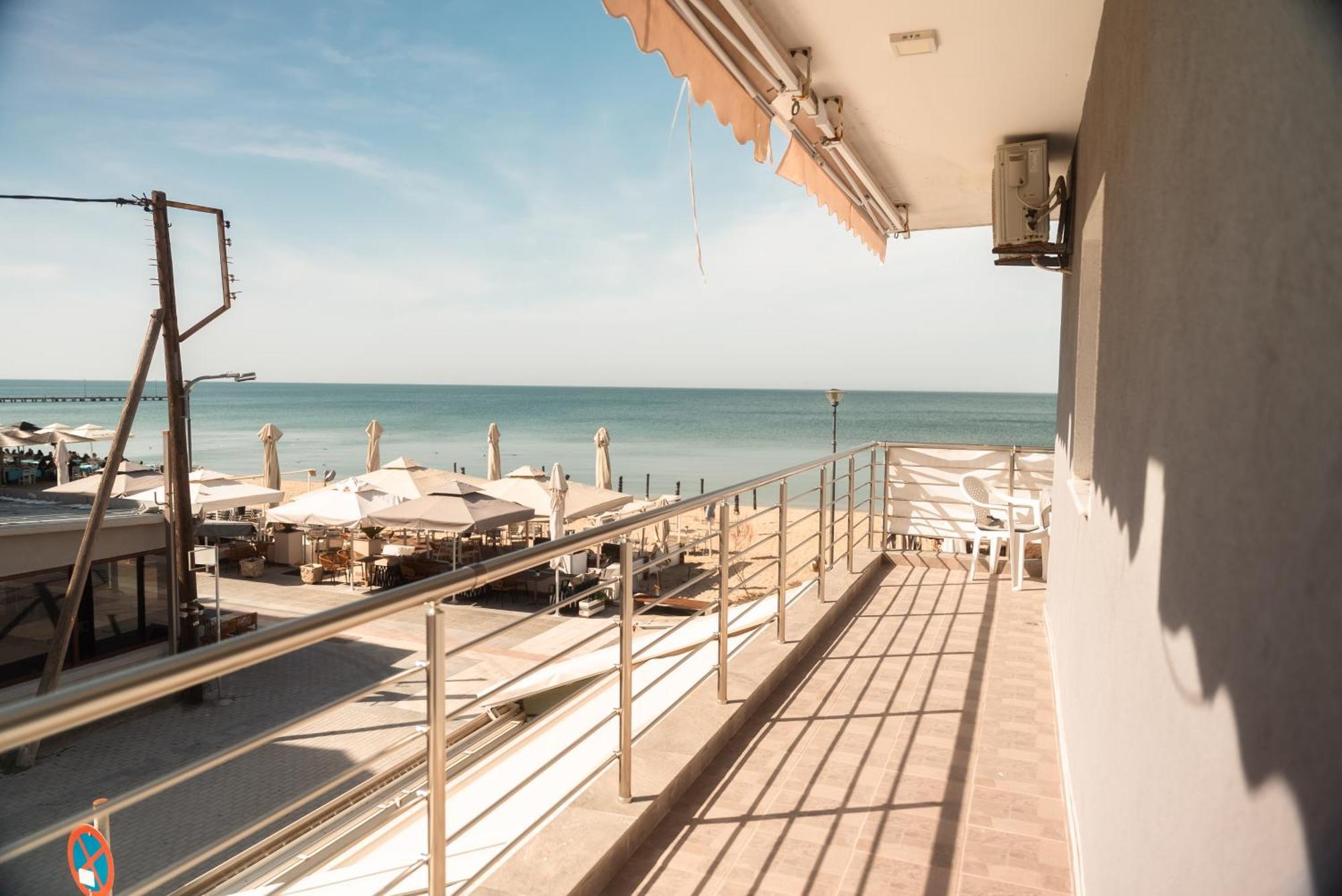 Aktis Sea View Studios Peraía Exterior foto